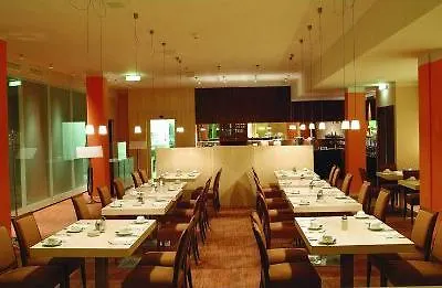 Max Brown 7th District, Part Of Sircle Collection 4* فيينا