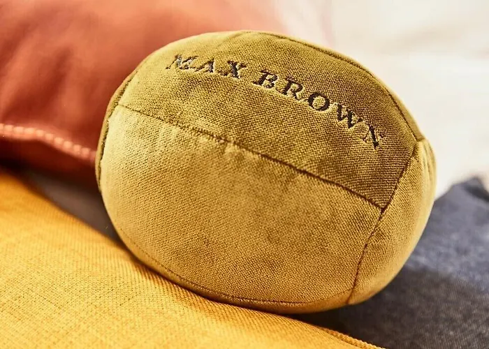 Max Brown 7th District, Part Of Sircle Collection فيينا