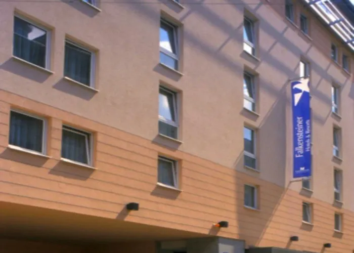 Hotel Max Brown 7th District, Part Of Sircle Collection 4*
